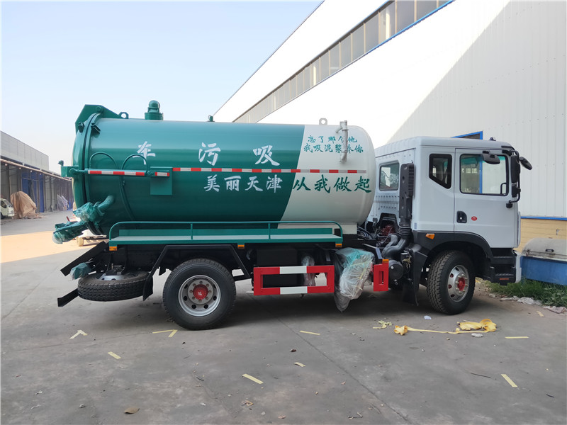 東風(fēng)牌12方吸污車(chē)
